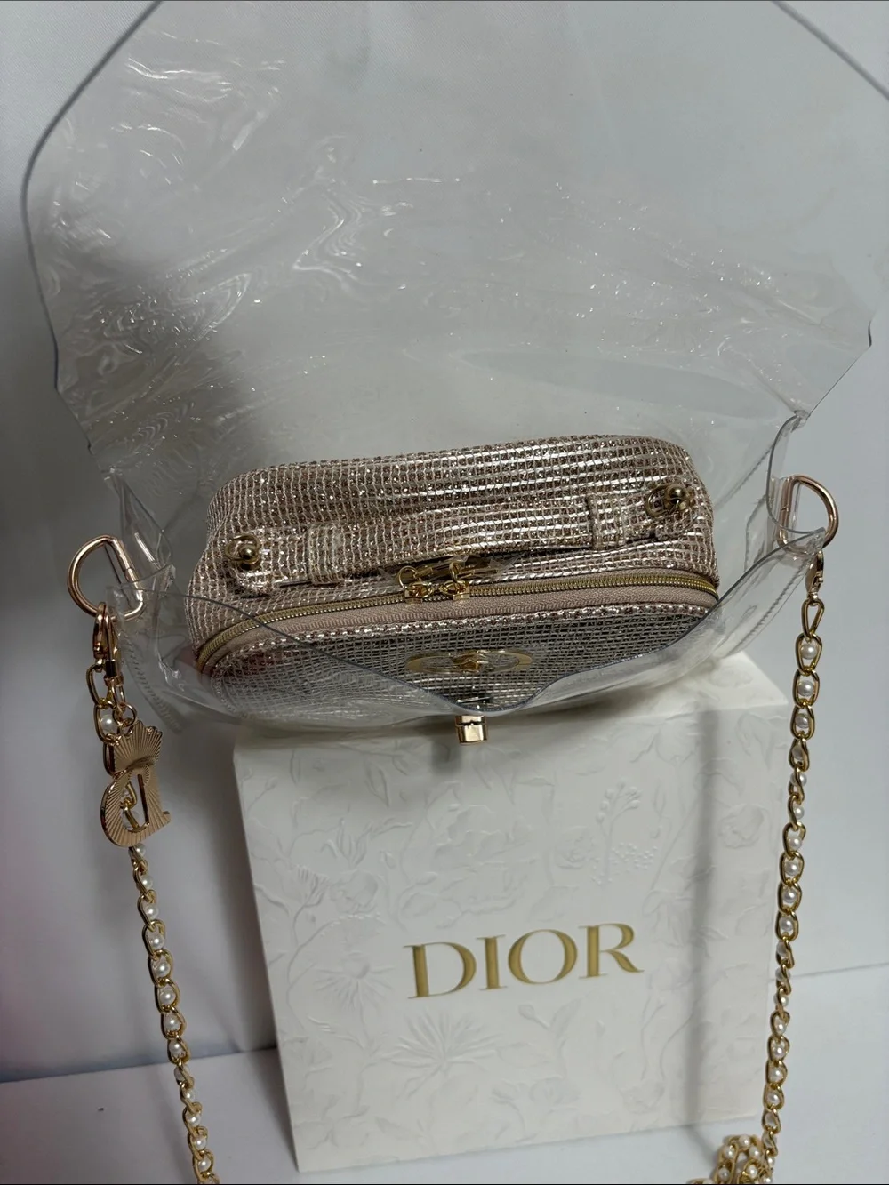 Dior Gold Pouch in Clear Women's Handbag - Picture 4 of 11